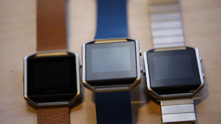 Умные часы Fitbit Blaze стоят $200