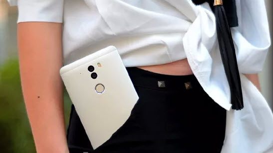 Смартфон Qiku 360 получил 4 ГБ оперативной, 128 ГБ флэш-памяти и сдвоенную камеру