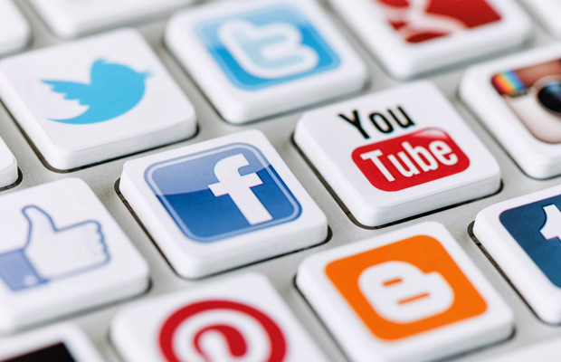 Google будет писать статусы в соцсетях вместо вас