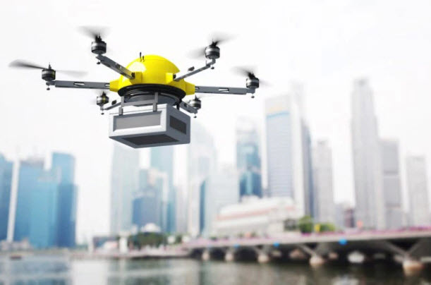 Компания Maersk планирует удешевить доставку посылок на грузовые суда при помощи дронов