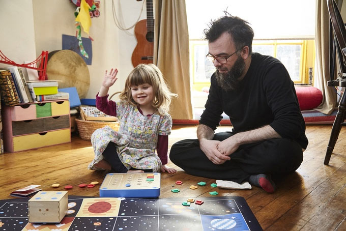 Аппаратной платформой Cubetto является Arduino