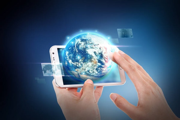 По данным IHS, пятидюймовые дисплеи Full HD типа AMOLED стали дешевле жидкокристаллических