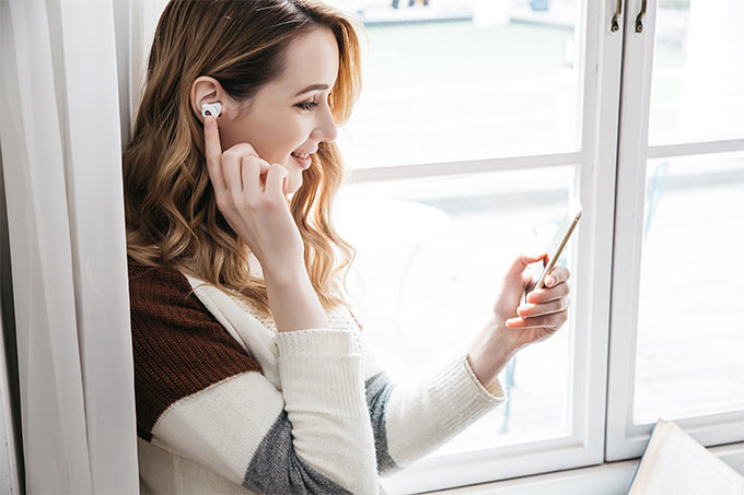 Первые желающие могли приобрести монофоническую версию RippleBuds за $79, стереофоническую — за $99