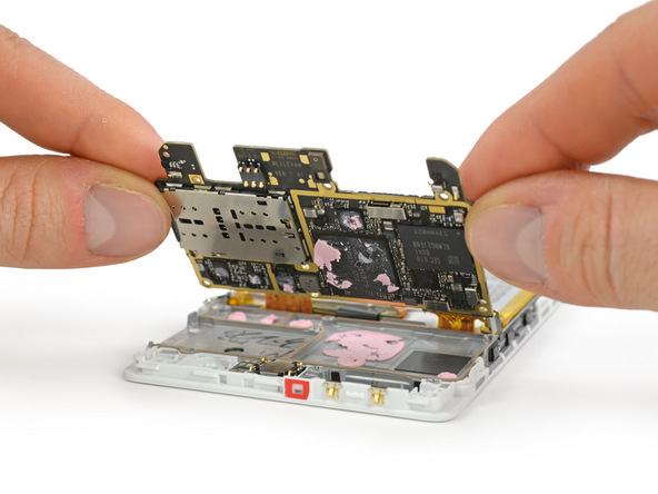 Huawei P9 заработал у iFixit семь баллов