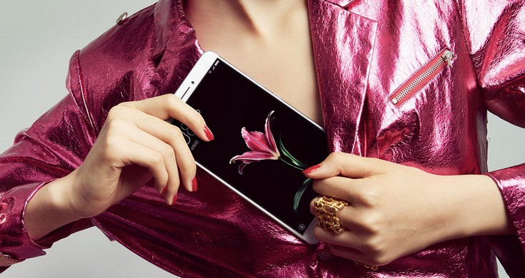 Смартфон Xiaomi Mi Max оценили в $230