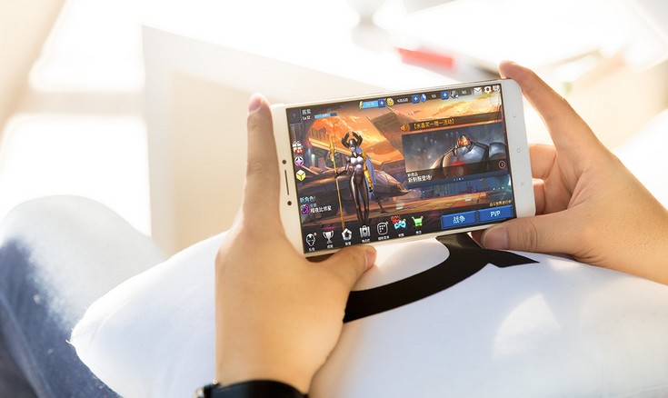 Смартфон Xiaomi Mi Max оценили в $230