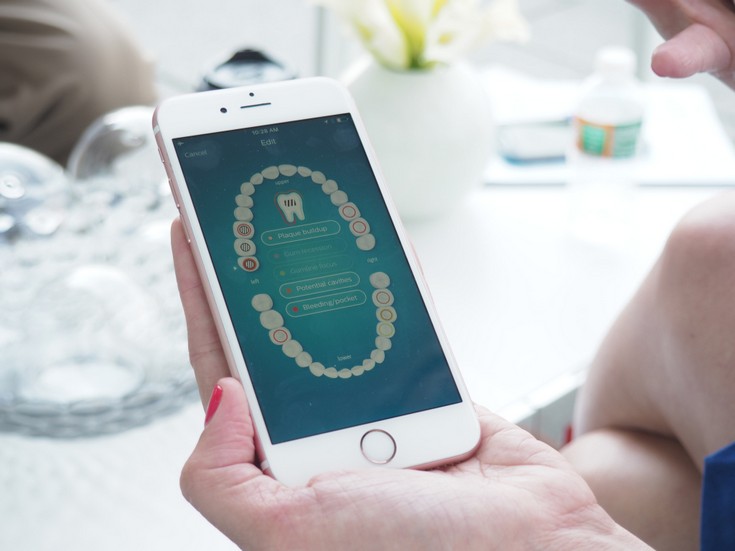 Зубная щётки Philips Sonicare FlexCare Platinum Connected стоит $200