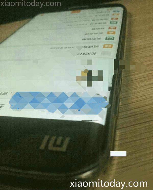 Фаблет Xiaomi с изогнутым экраном показался на фото