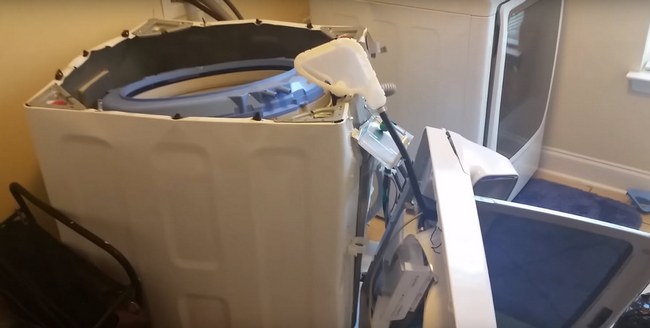 Samsung отзывает 2,8 млн стиральных машин из-за риска нарушения целостности корпуса