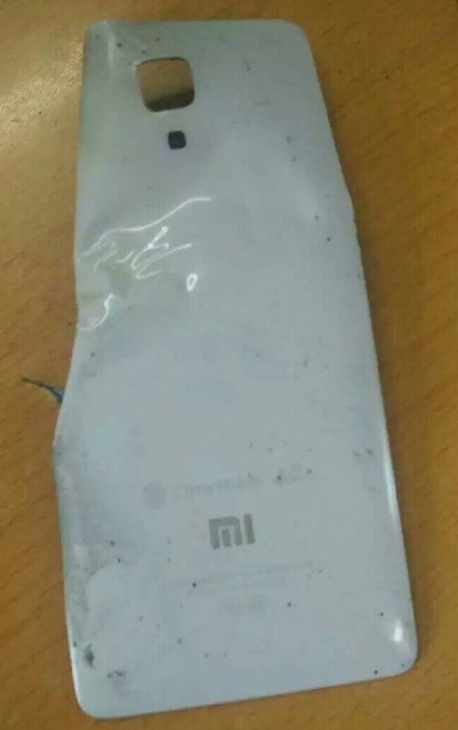 Взорвался еще один смартфон Xiaomi
