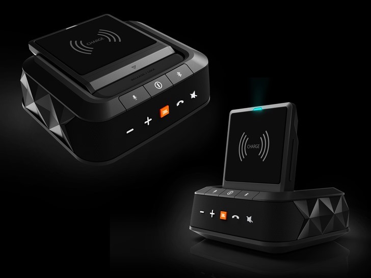 Автомобильная док-станция JBL Smartbase стоит 150-200 долларов