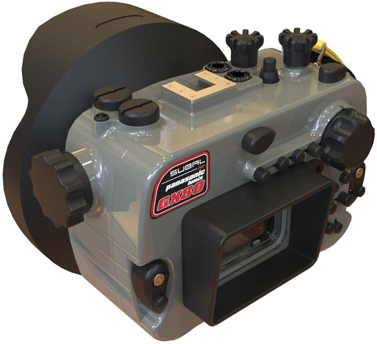 Бокс для подводной съемки Subal GX80 позволяет использовать встроенную вспышку камеры