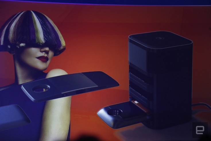 Lenovo приготовила модуль Amazon Alexa Moto Mod