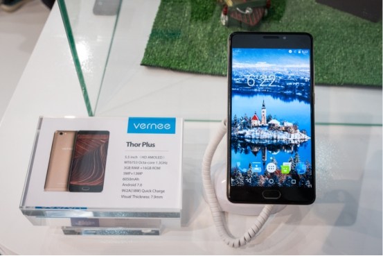 Смартфон Vernee Thor Plus получил аккумулятор емкостью 6050 мА•ч
