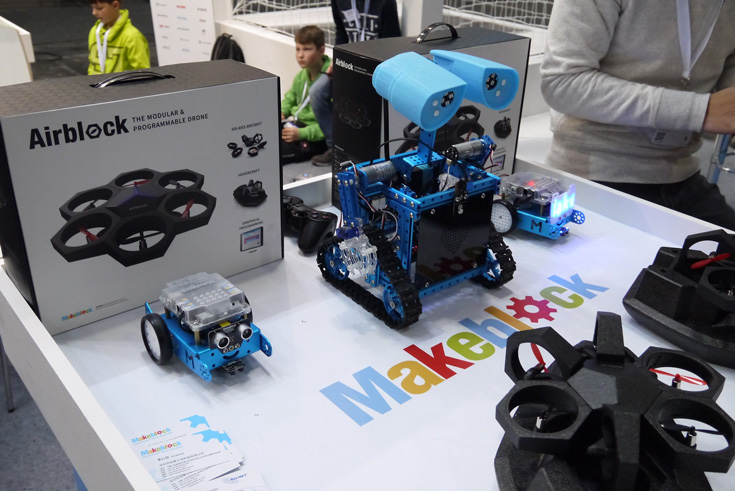 Makerobots предлагает конструкторы для создания роботов