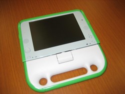 MIT OLPC XO ноутбук